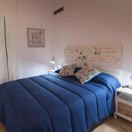 De Lujo Frente A La Playa * Binisafua