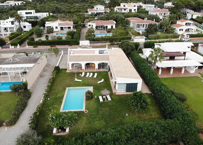 De Lujo Frente A La Playa * Binisafua