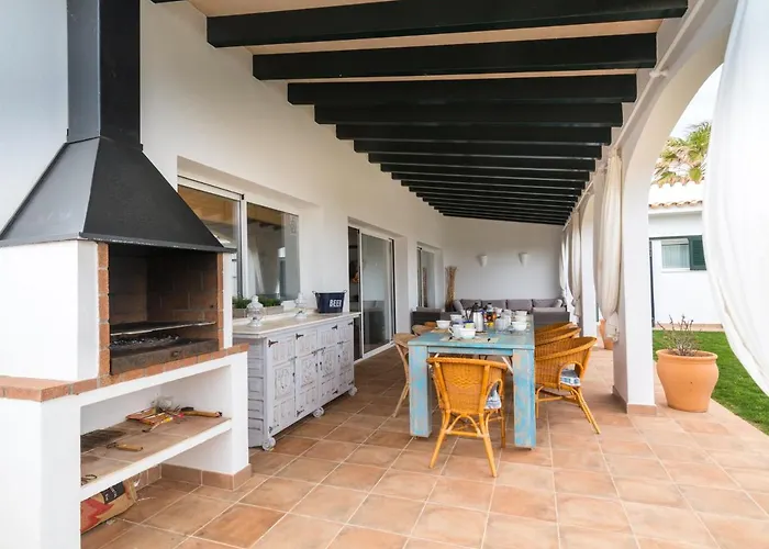 Vila De Lujo Frente A La Playa Binisafua