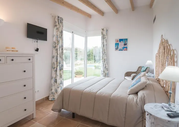 De Lujo Frente A La Playa Binisafua