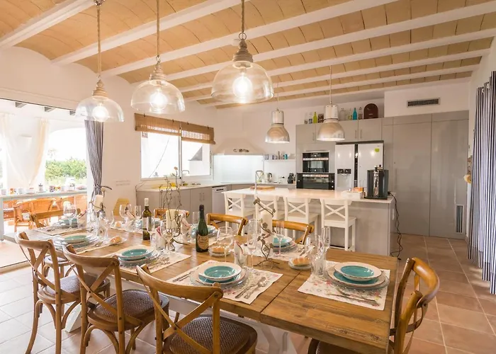 De Lujo Frente A La Playa Vila *